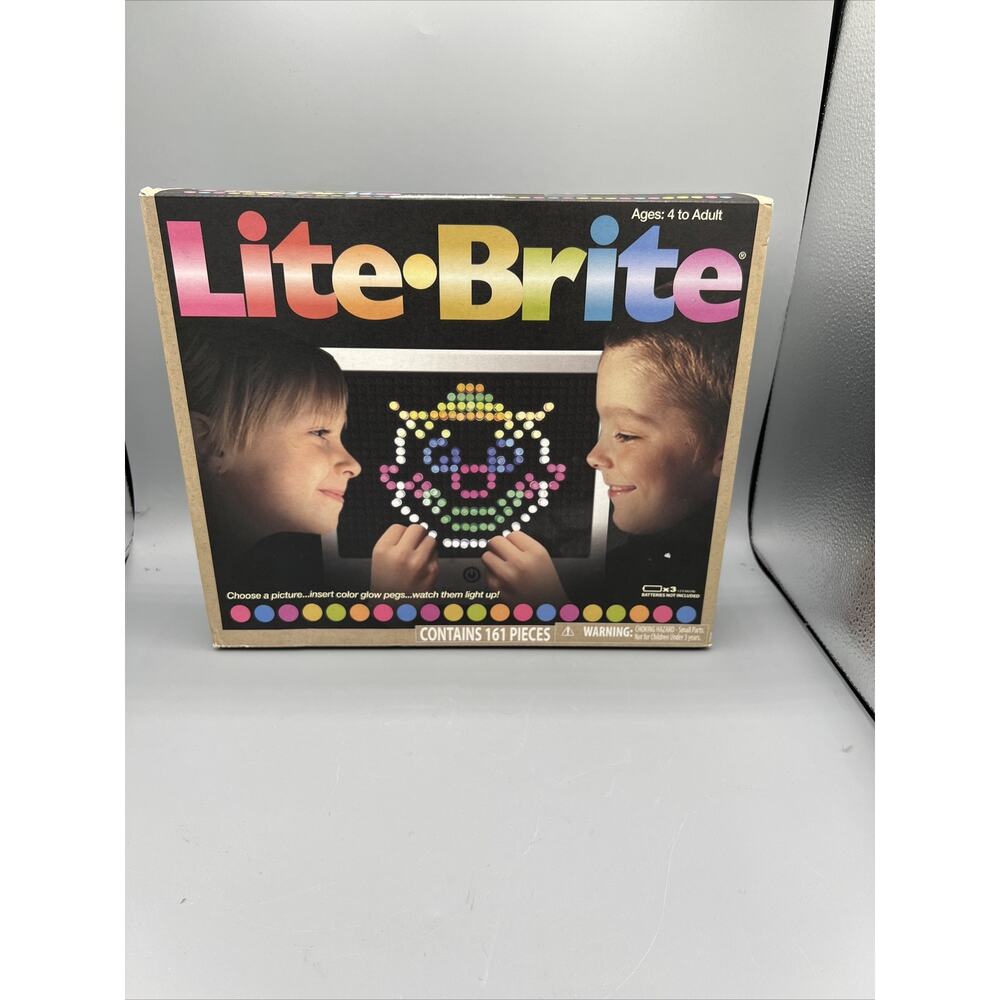 Lite Brite Magic Screen 161 Pc Set Vintage Style Peg Light Toy
